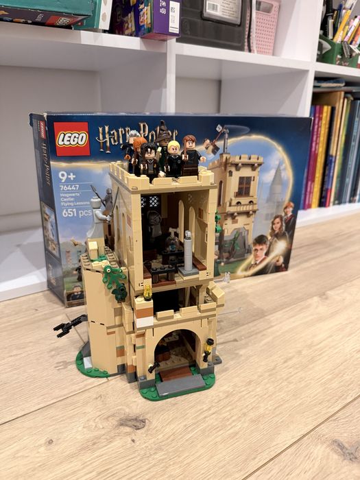 LEGO замок ГОҐВОРТС: урок польоту  HARRY POTTER 76447