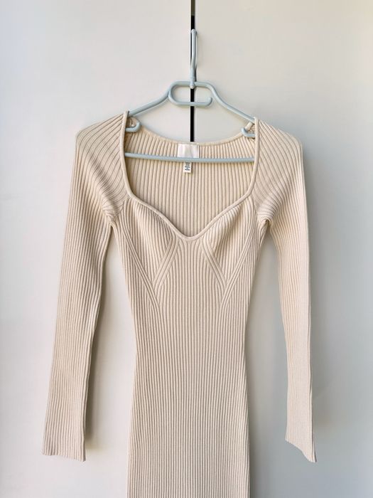 Бежеве пляття H&M