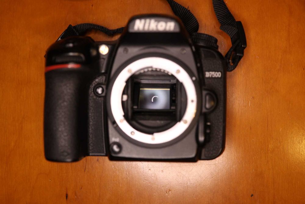 Aparat Nikon D7500 + obiektyw gratis