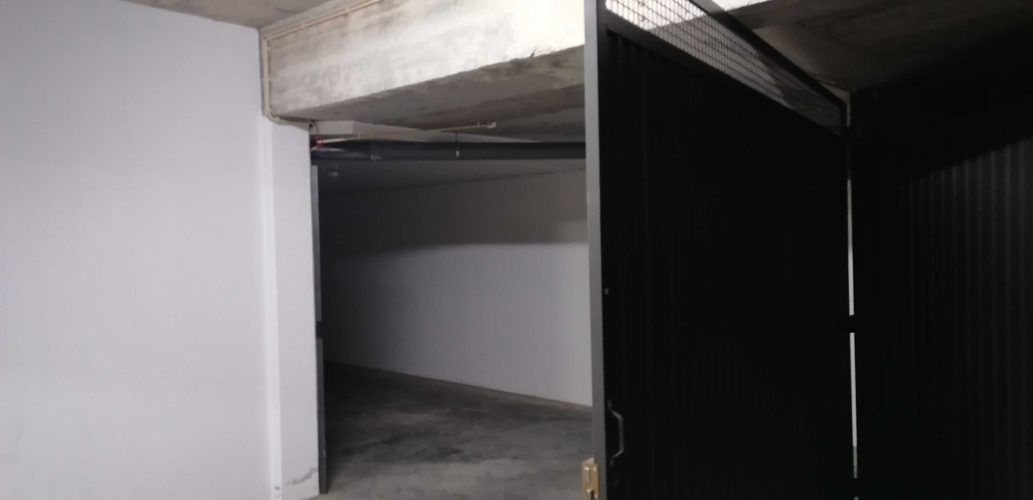 Sesimbra Férias - T1 com Garagem