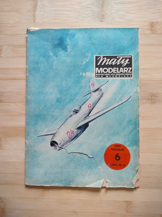 "Mały modelarz. Samolot myśliwski JAK-23" 6 1982 pamiątka PRL