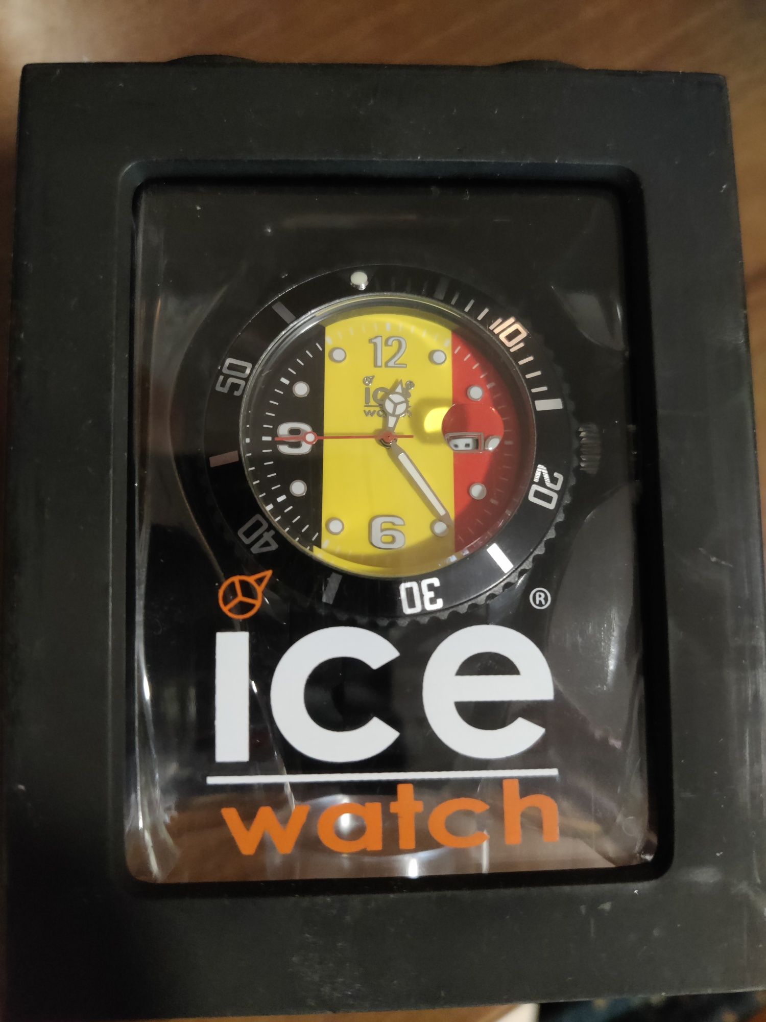 Nowy zegarek Ice Watch z gumowym paskiem