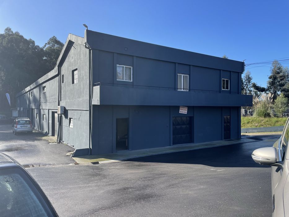 Alugo armazem para industria