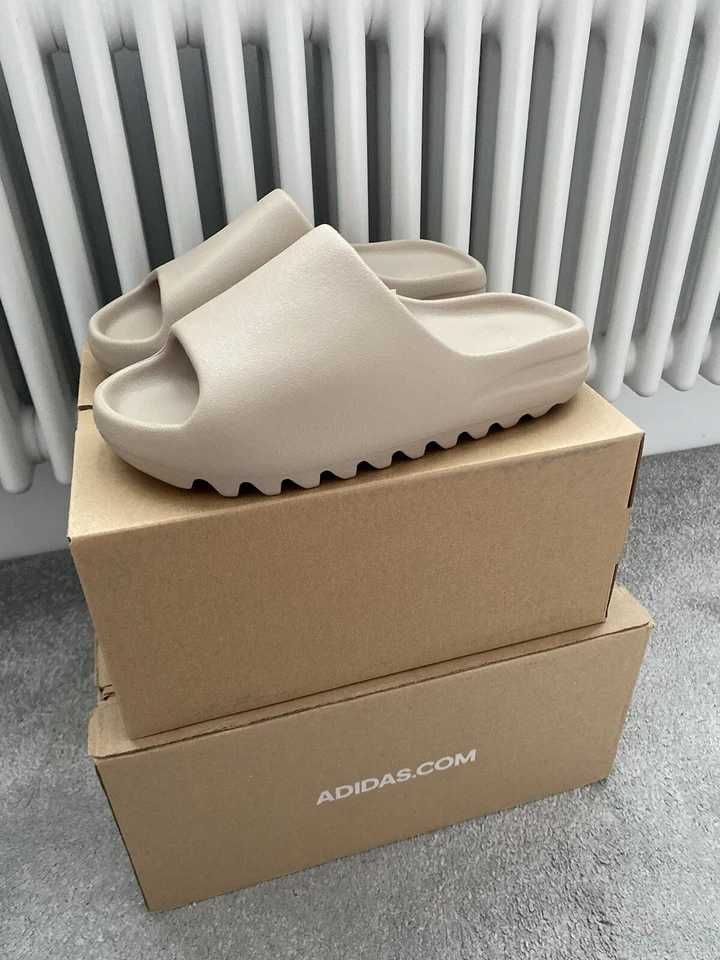 Adidas YeezySlide/Biały Moday Klapki 44