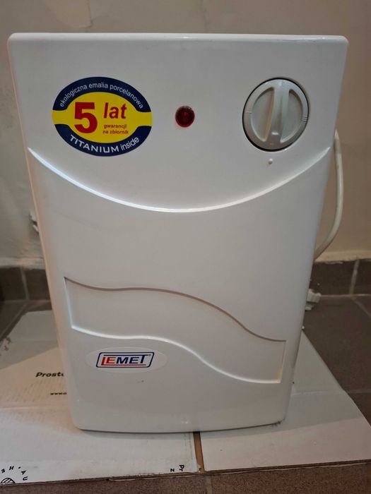 Elektryczny podumywalkowy ogrzewacz wody 5l 10.5PE Lemet