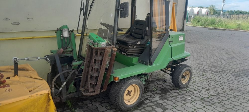 ciągnik  rolniczy kosiarka
