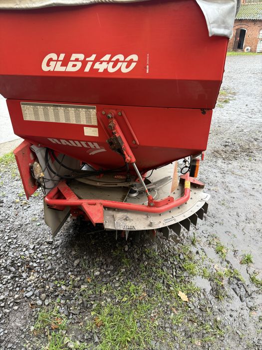 RAUCH AXERA-M 2500kg Rozsiewacz nawozów