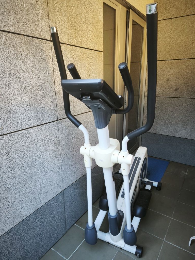 bicicleta elíptica BH, modelo NLS14 Dual