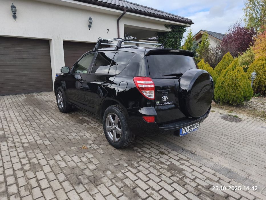 Toyota Rav 4 Salon automat 4x4 benzyna