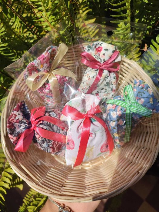 Sacos de alfazema feitos a mão com diversos padrões