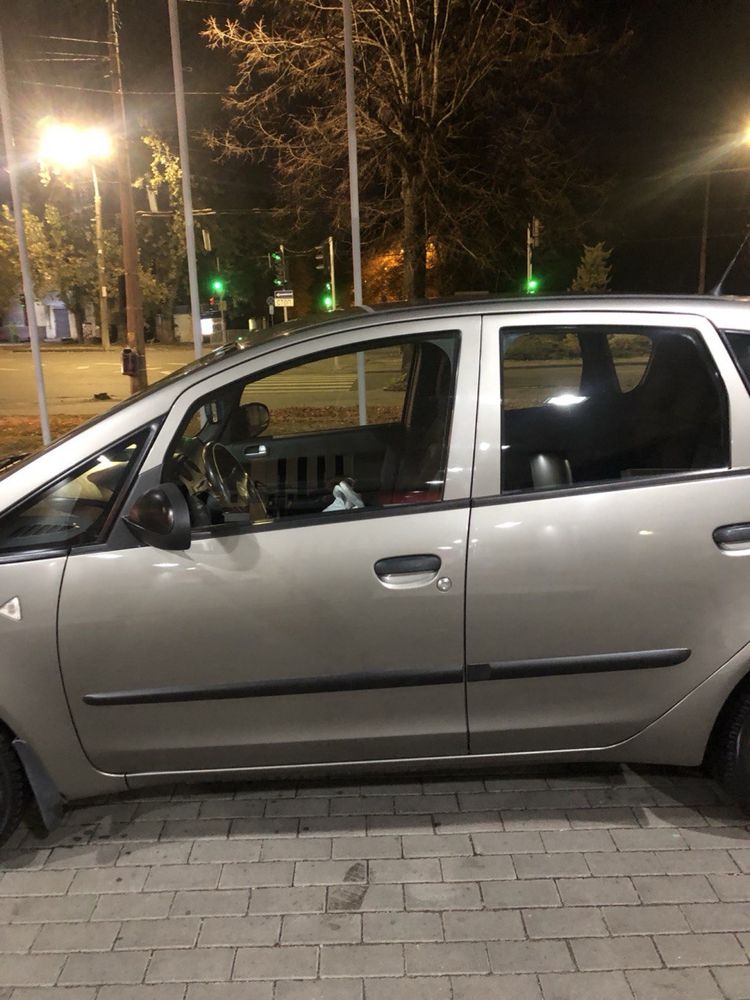 Продается машина mitsubishi colt