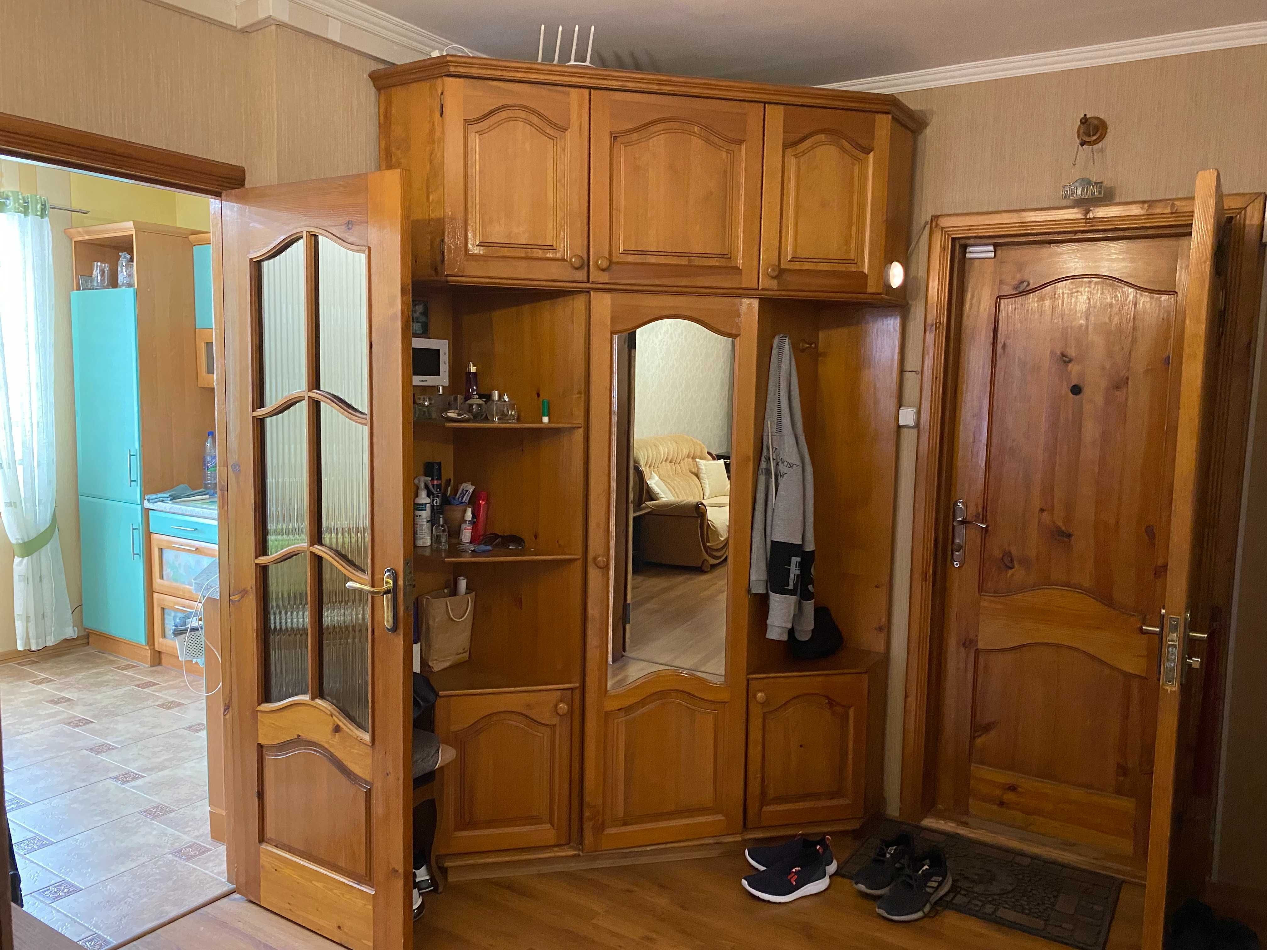 Продам 4-х кімнатну квартиру в центрі Павлограда
