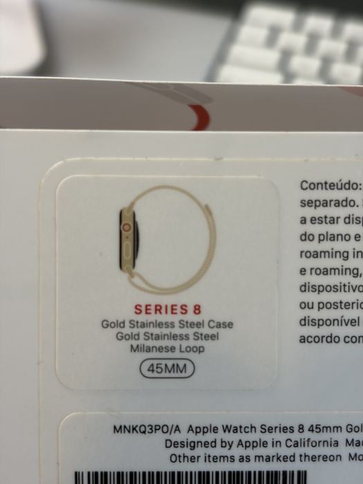 Apple Watch 8 Cellular Stainless Steel Gold