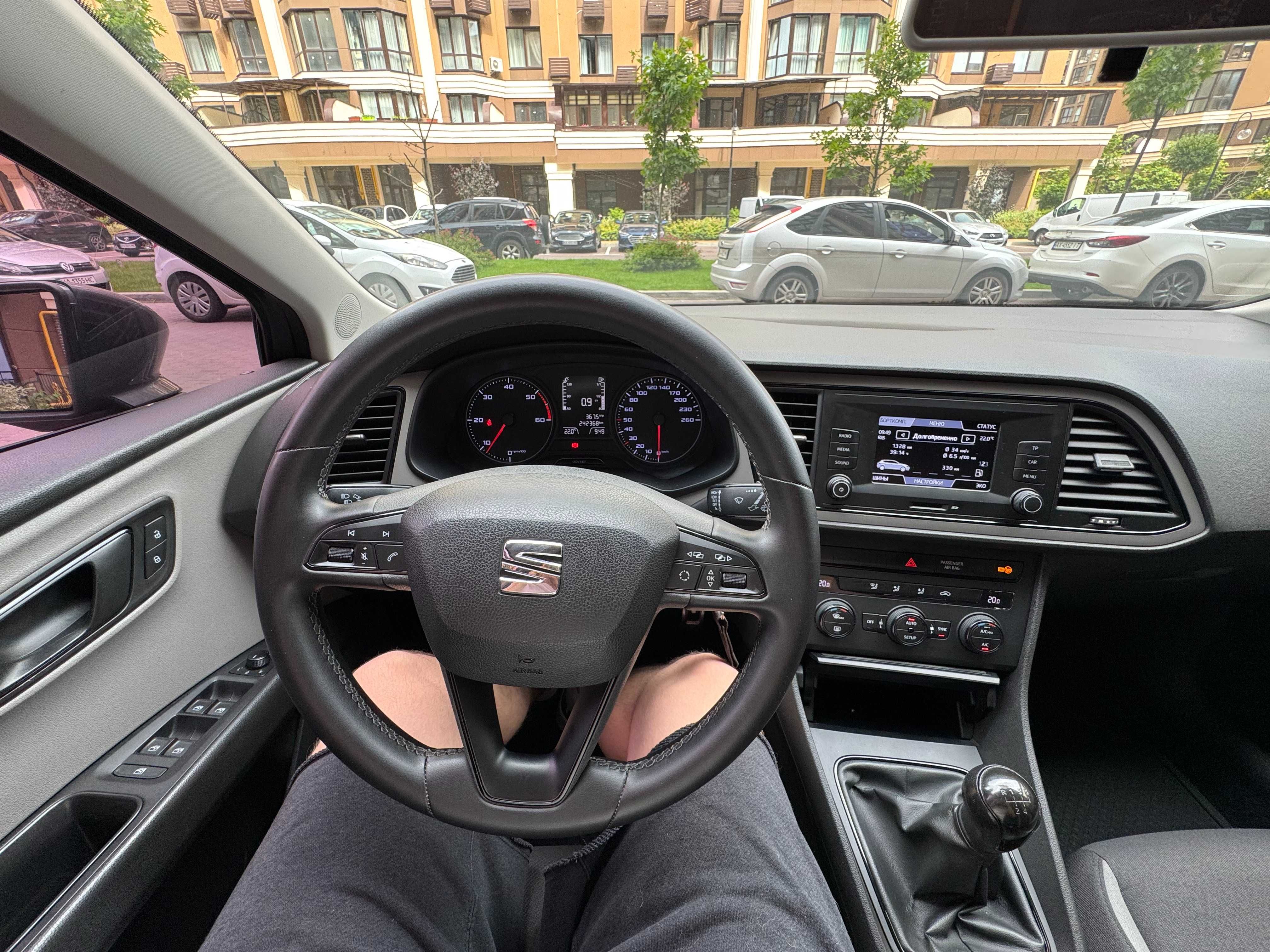Продам SEAT Leon 2013