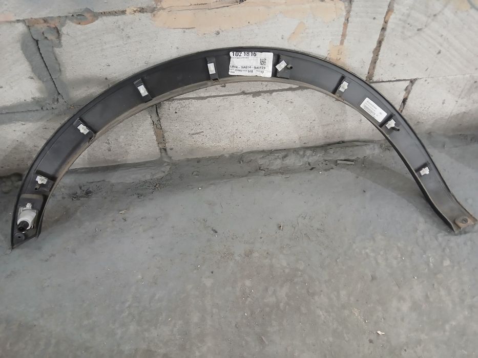 Підкрилок Ford ranger 2019- RH передній правий