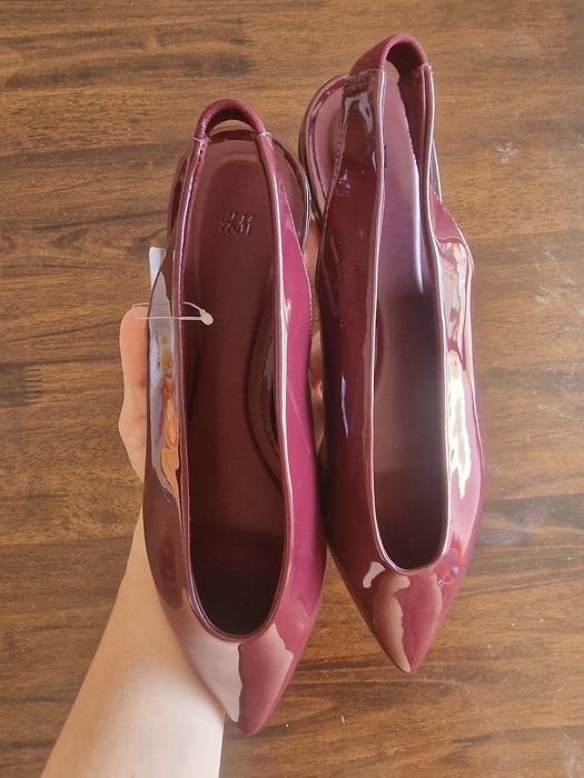 Sapatos H&M de calcanhar aberto pontiagudos