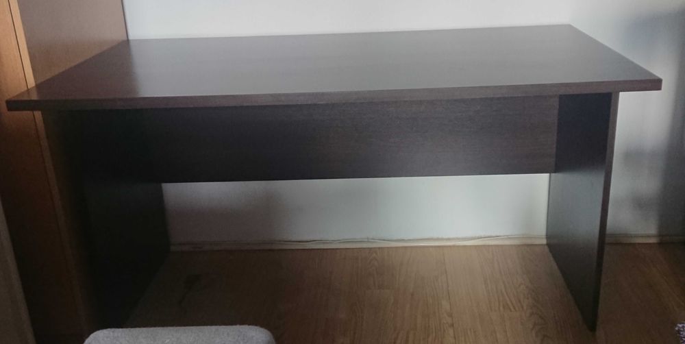 Biurko 70 x 140 cm