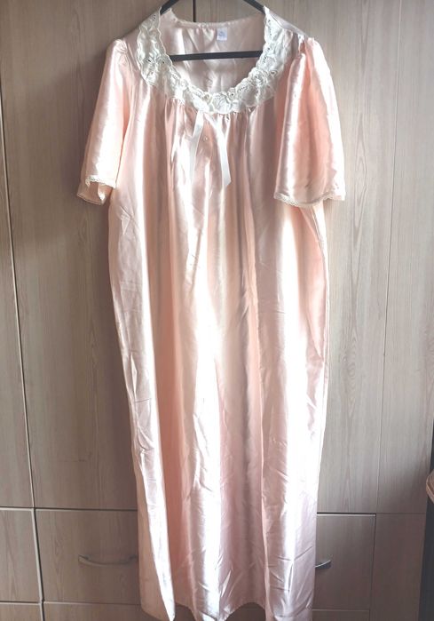 Нічна сатинова сорочка XL 54/56