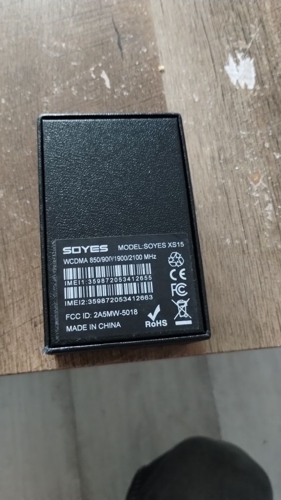 Smartfon xs-15 bardzo maly