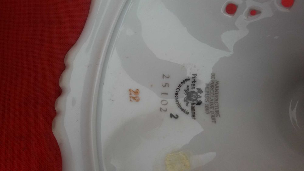 Zabytkowy Świecznik  - Czeska Porcelana , sygnatura