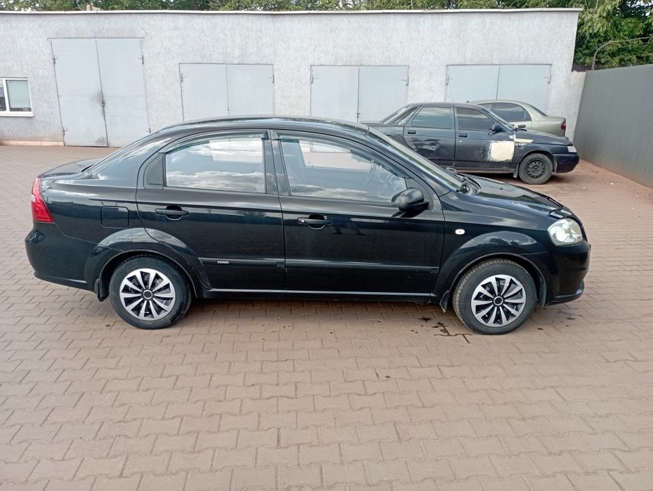 Продаю Шевроле авео