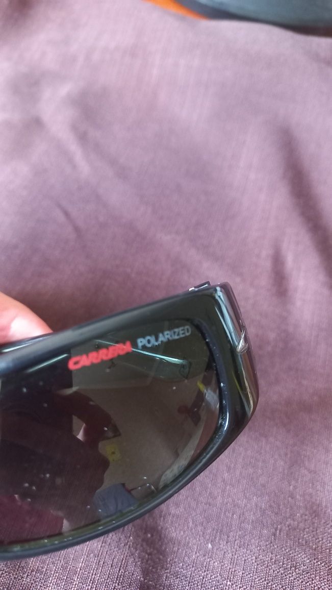 Солнцезащитные очки Carrera Polarized