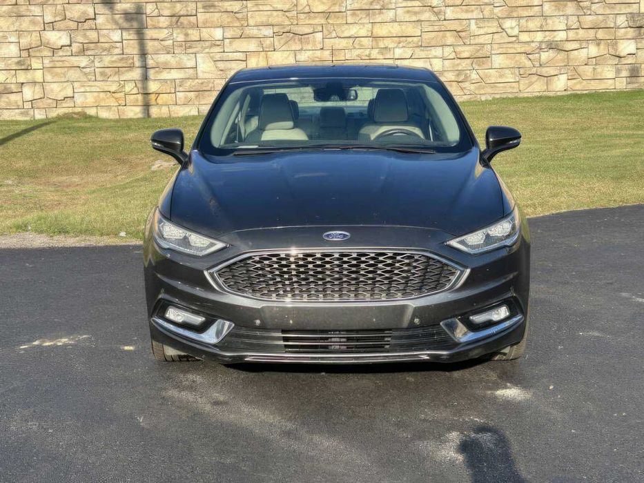 Ford Fusion Titanium      2017