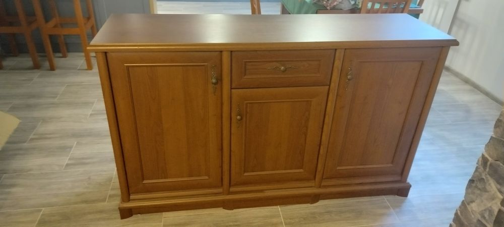 Komoda BRW  Kent