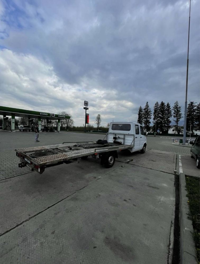 Продам терміново Евакуатор Мерседес спрінтер 2.9 тді
