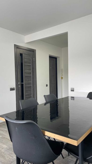 2 кімнатна +кухня-вітальня на Виставці з ремонтом