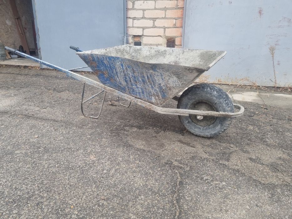 Тачка строительная бу