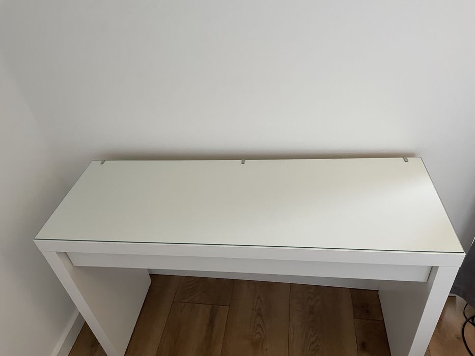 IKEA Malm toaletka biała 120x41 cm szklany blat stan dobry