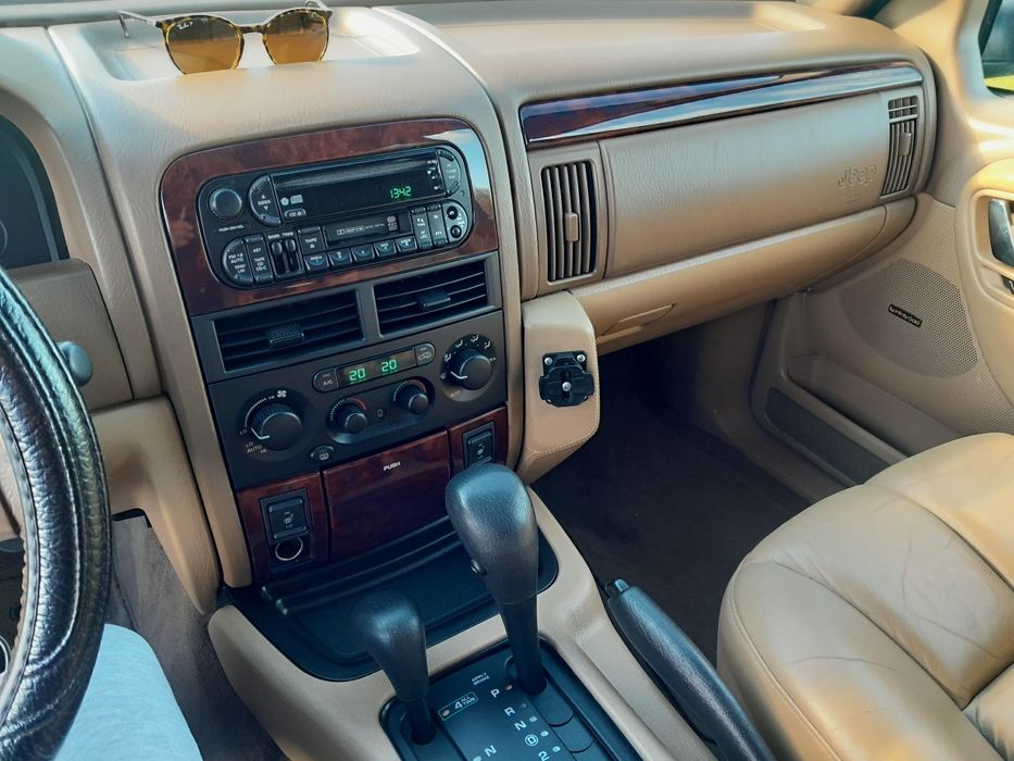 Jeep Grand cherokee 4.7 V8 benzyna