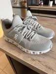 Buty męskie On running jak nowe rozm 42