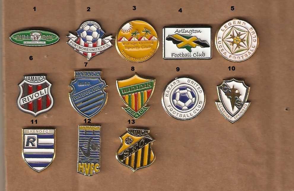 Pins de Clubes de futebol Bahamas - Panamá - Belize - Suriname, outros