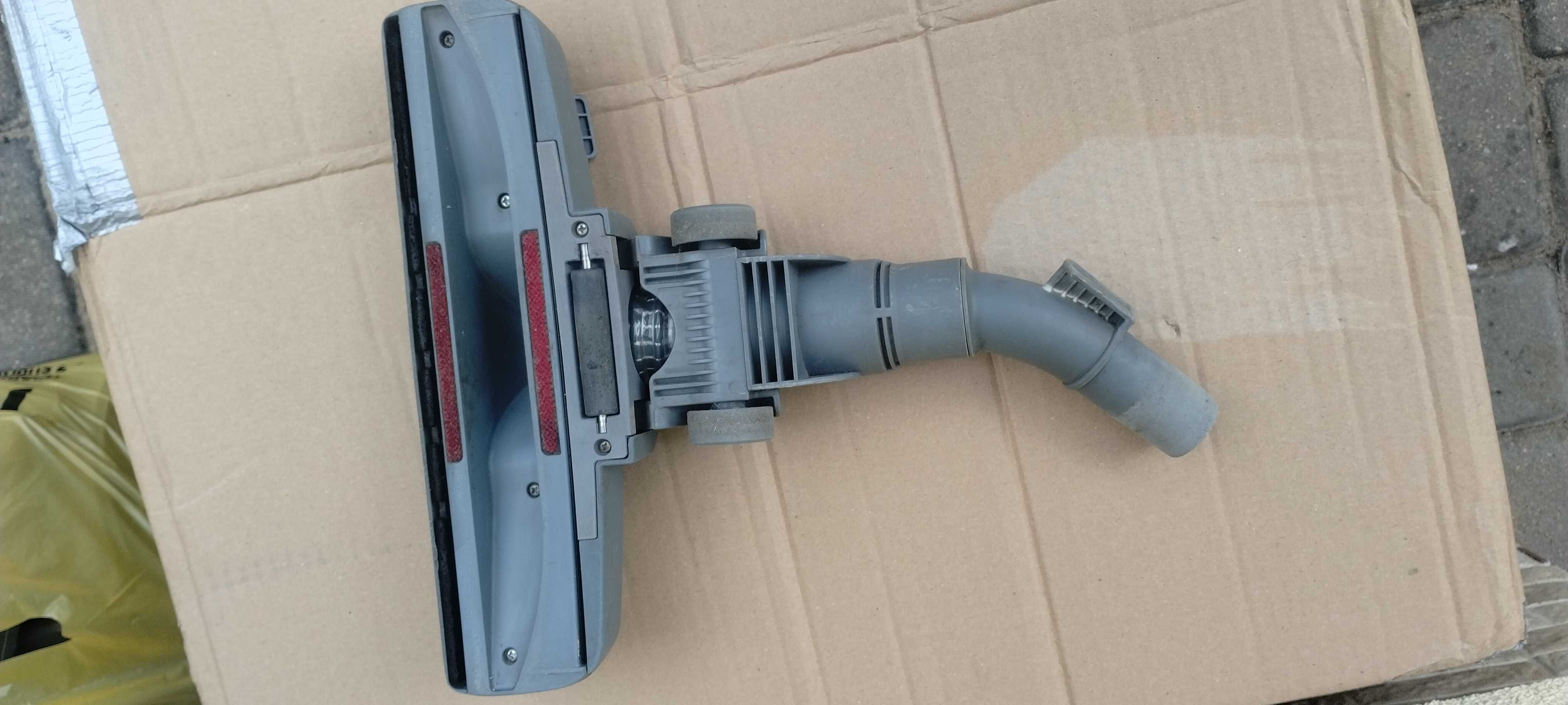 Odkurzacz Zelmer Jupiter pokrywa worka i ssawek