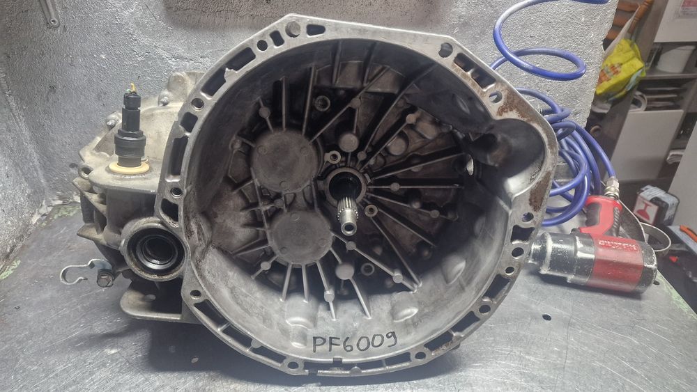 Skrzynia Biegów Opel Vivaro Primastar Trafic 2.0 Dci