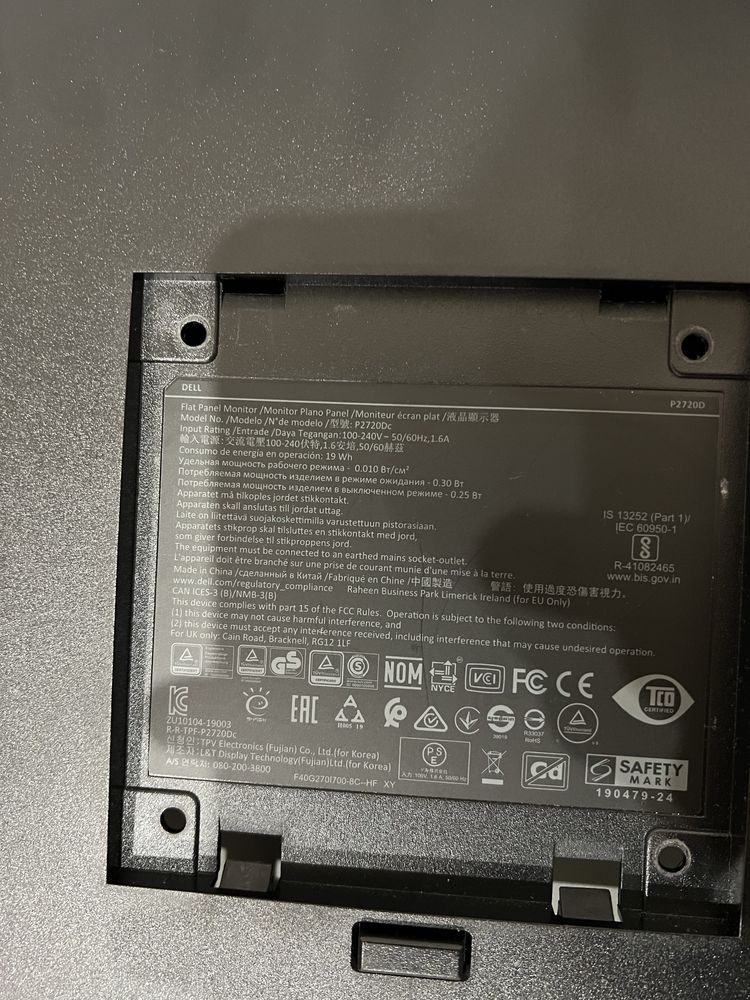 Монитор dell p2720d