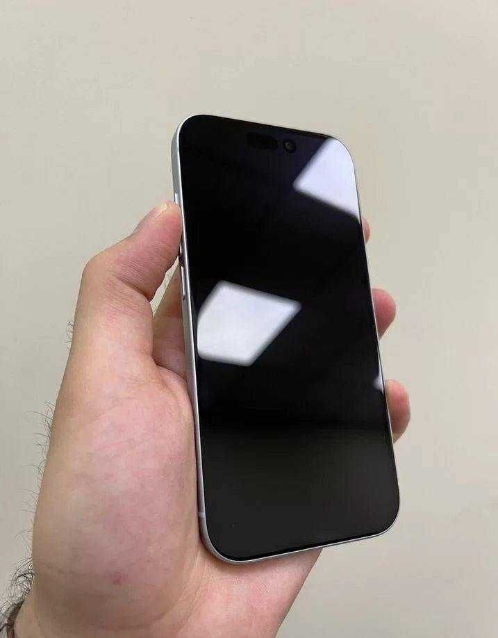 iPhone 15 128 GB