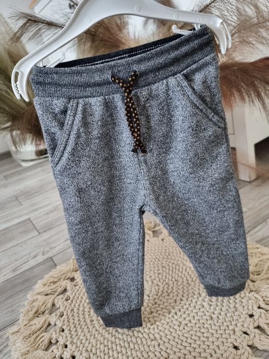 80 spodnie dresowe joggery Reserved