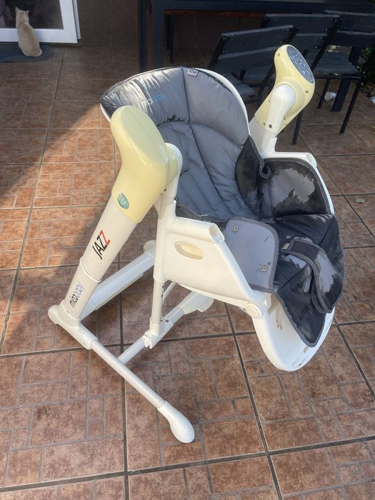 Дитячий стілець гойдалка