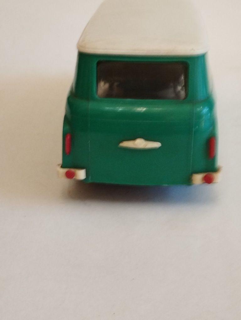Stara zabawka Barkas Continental DDR