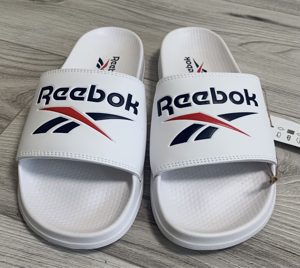 Тапочки Reebok нові оригінал шлепанци