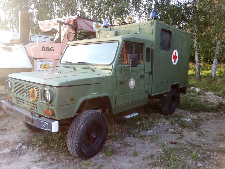 Honker Tarpan Iveco Diesel Sanitarka 1994