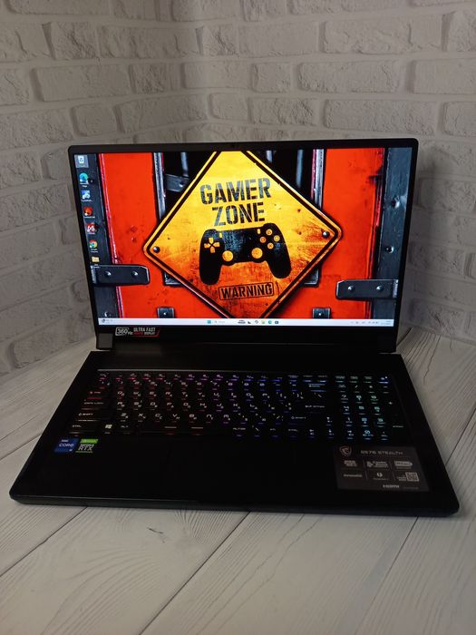 Геймерський ноутбук MSI GS76 Stealth RTX 3070 i9-11900H 32Gb RAM 1Tb