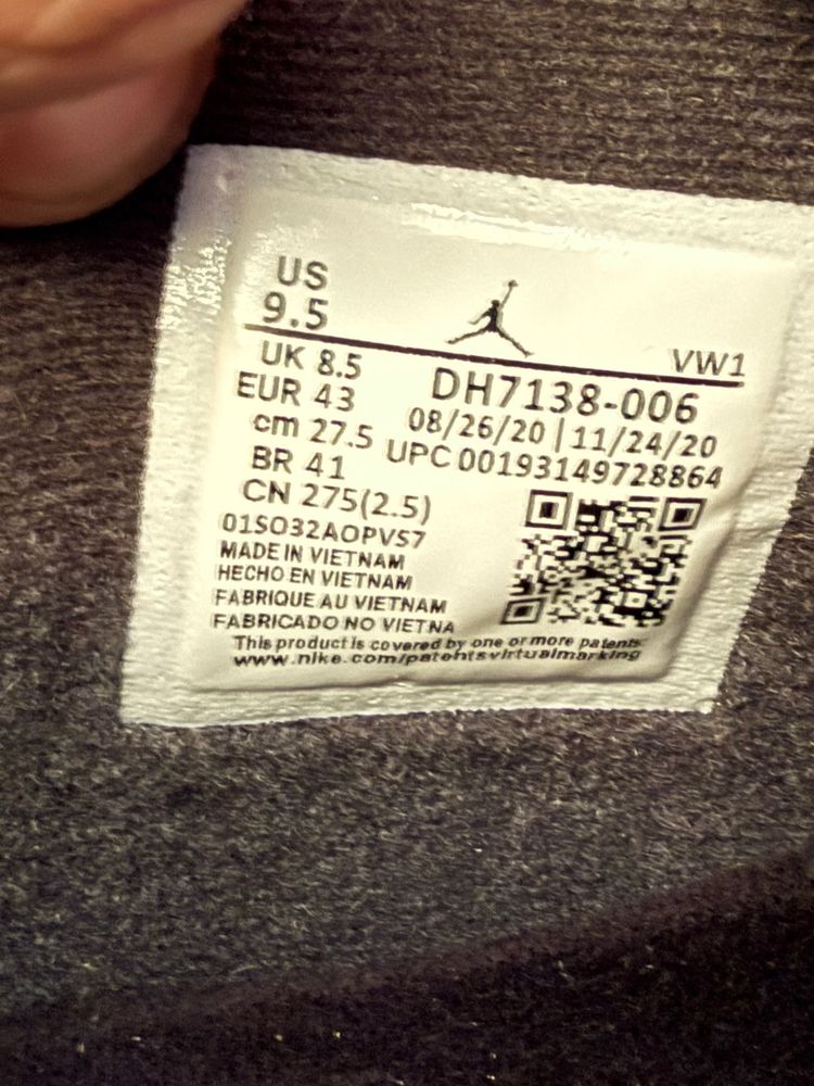 Jordan 4 Black Canvas