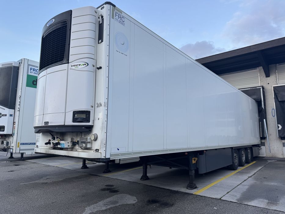 Naczepa Chłodnia Schmitz Carrier