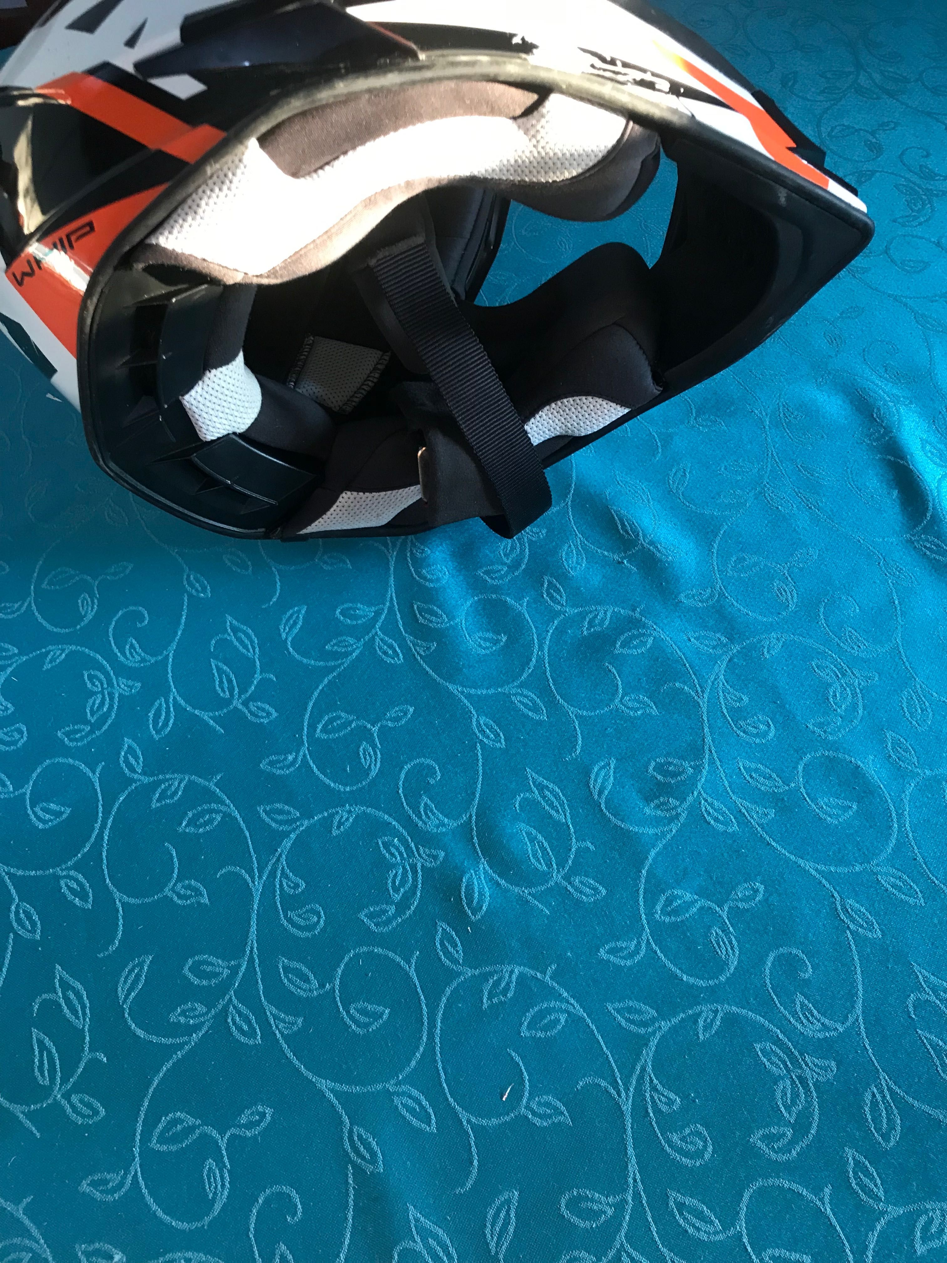 Capacete igual novo