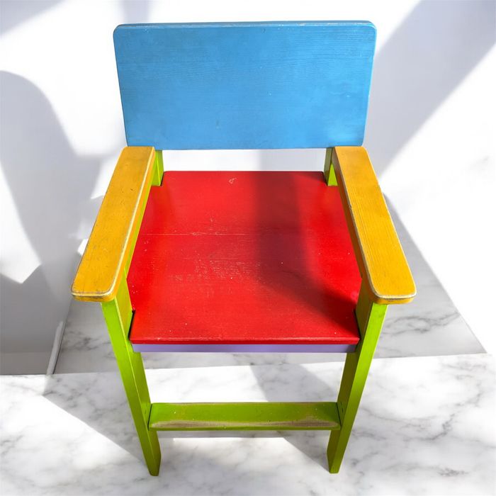 Kolorowe krzesełko dla dziecka z litego drewna bukowego Polskie
