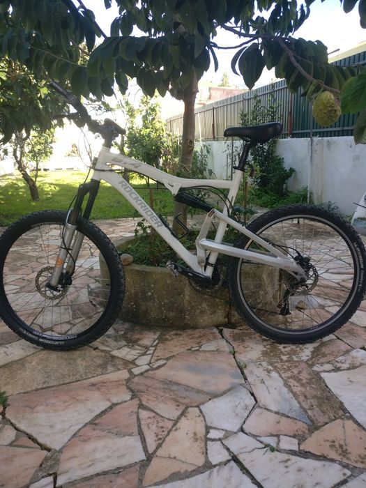 Bicicleta ROCKRIDER 6.4